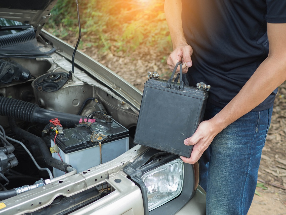 You are currently viewing Steps To Take When A Car Battery Dies