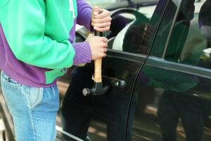 Read more about the article 9 Reasons Memphis Drivers Need Car Lockout Service